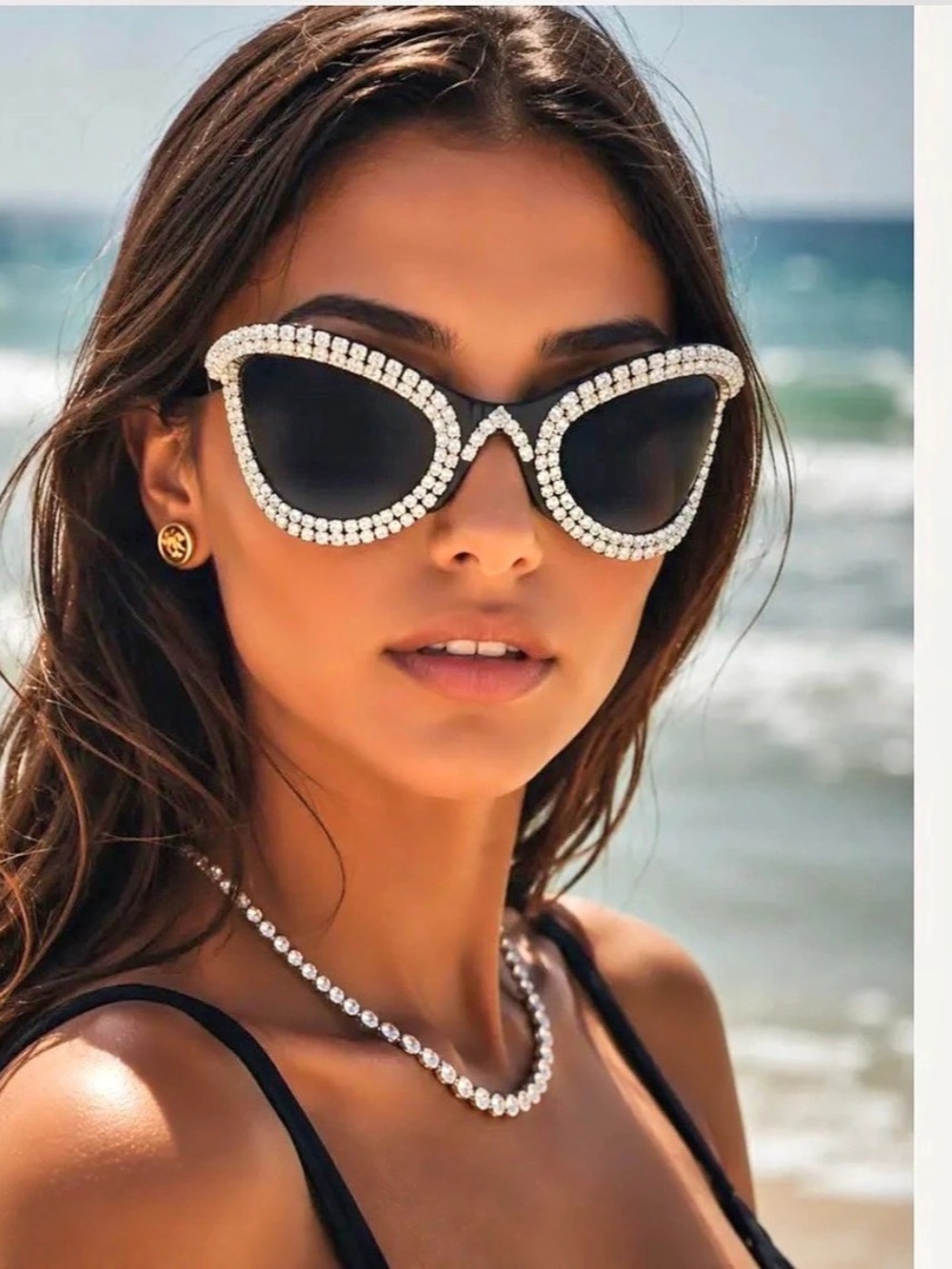 Rhinestone Cat Eye Sunglasses in Black & Silver New